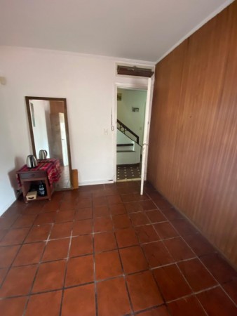 Venta chalet de estilo ideal para emprendimiento 