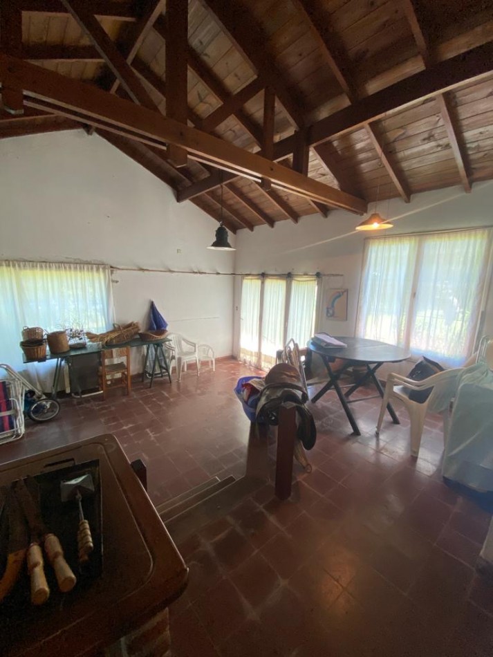 Casa quinta en Santa Celina, 6 ambientes 