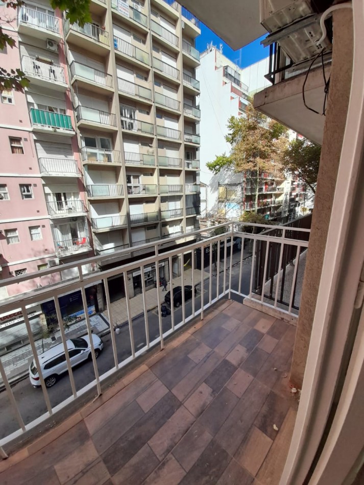 2 ambientes con balcon, zona Paseo Aldrey 