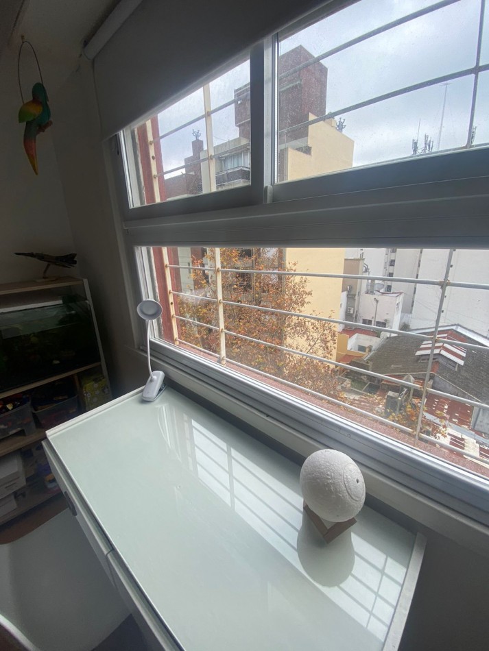 Departamento 3 ambientes moderno con balcon a la calle 