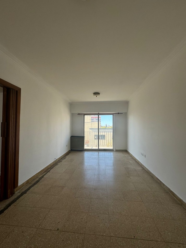 ALQUILER 36 MESES - Departamento 3 amb con dependencia y balcon a la calle Z/MACROCENTRO 