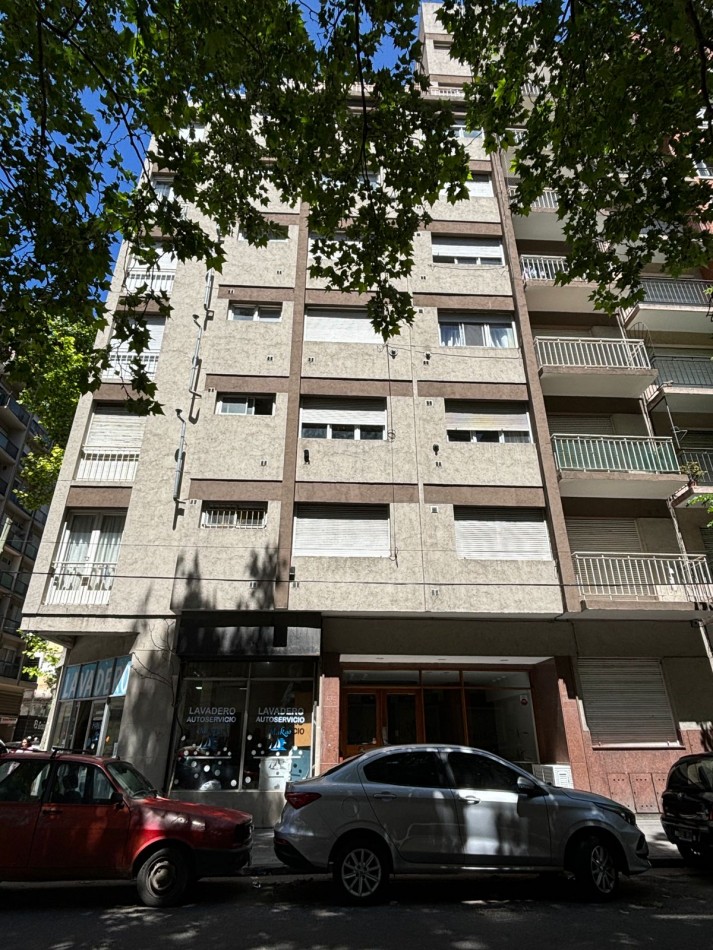 2 ambientes con balcon, zona Paseo Aldrey 