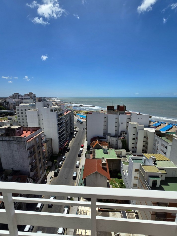 VENTA departamento 3 amb VISTA AL MAR en La Perla 