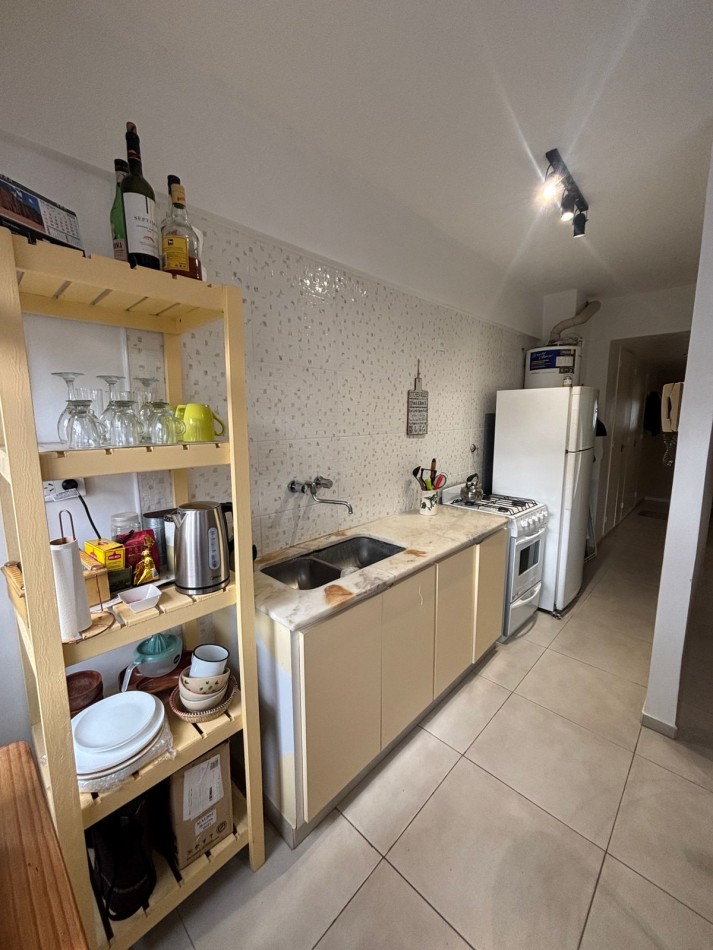 Impecable departamento al frente, zona La Perla