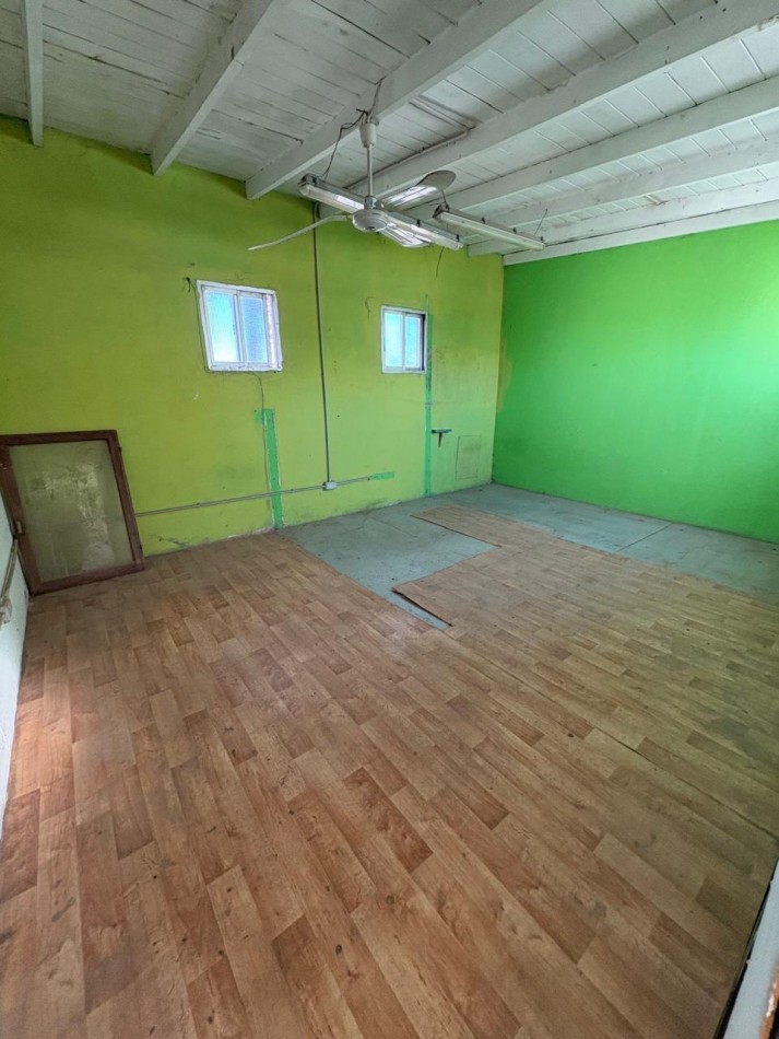 ALQUILER COMERCIAL Galpon de 380 mts con oficinas, zona Las Avenidas