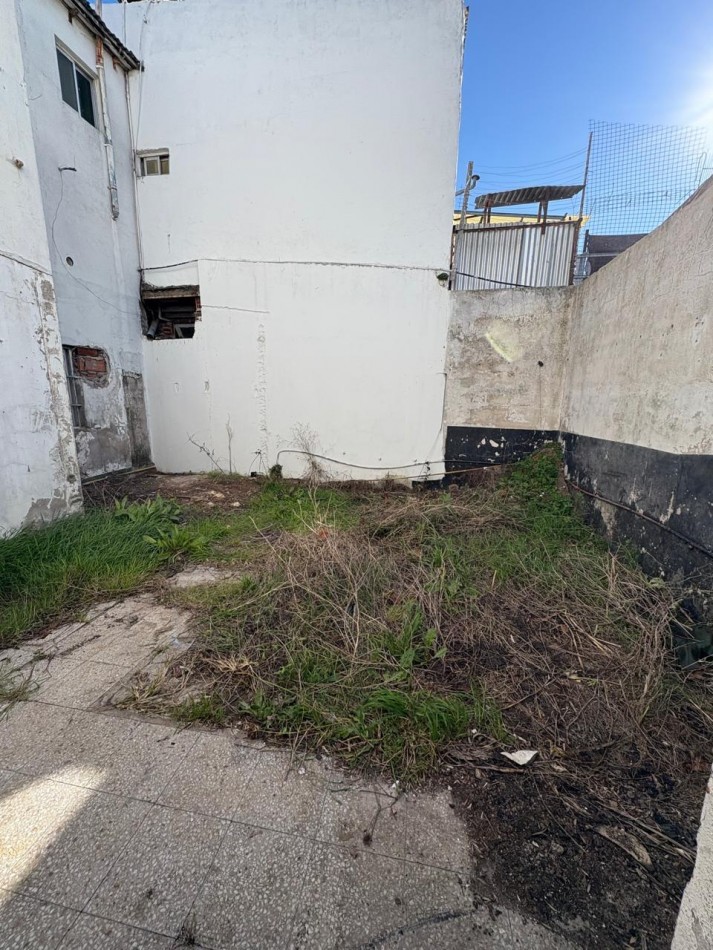 ALQUILER COMERCIAL Galpon de 380 mts con oficinas, zona Las Avenidas
