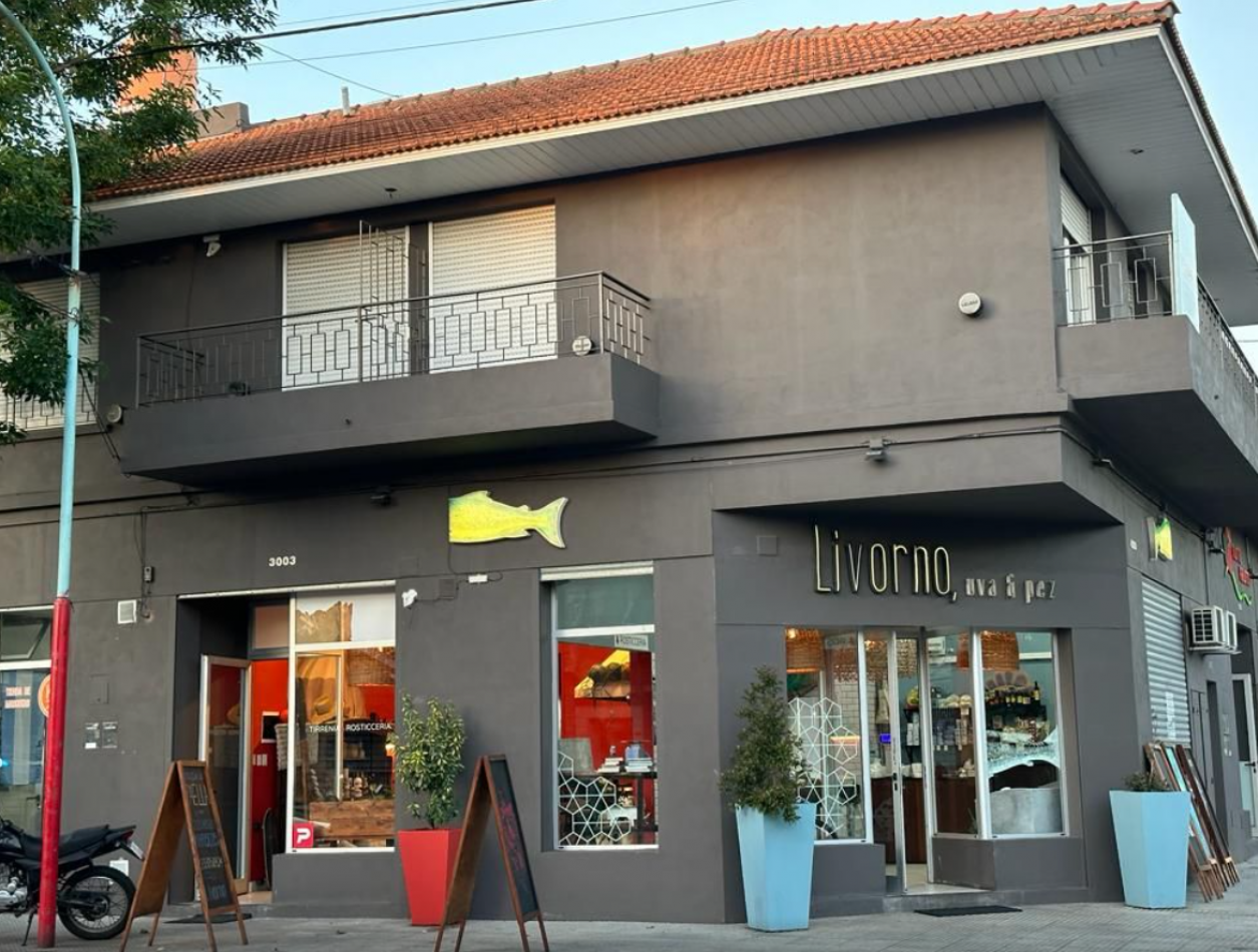 Local en venta en esquina, barrio Chauvin