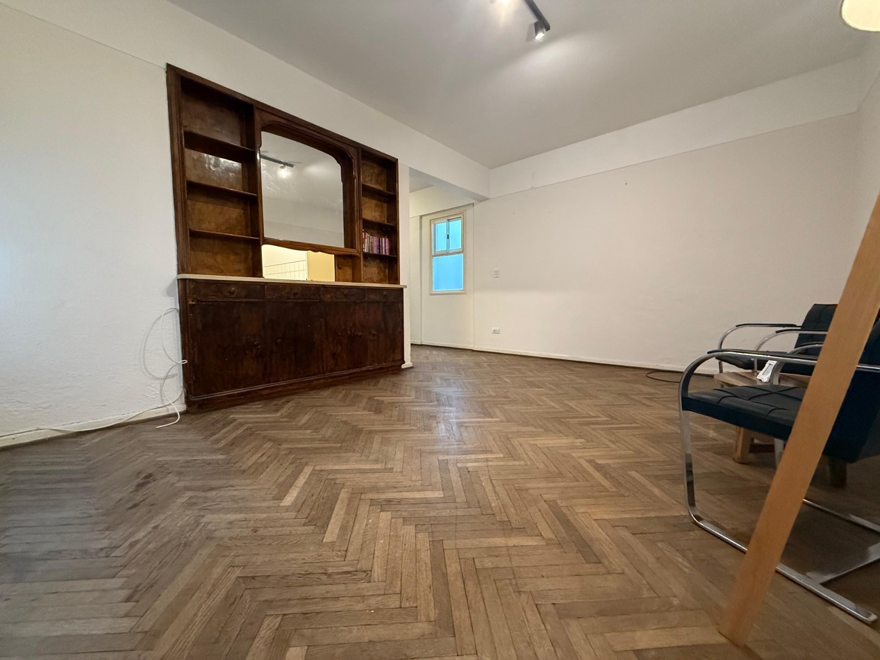 Departamento 3 amb con dependencia Z/Plaza Colon