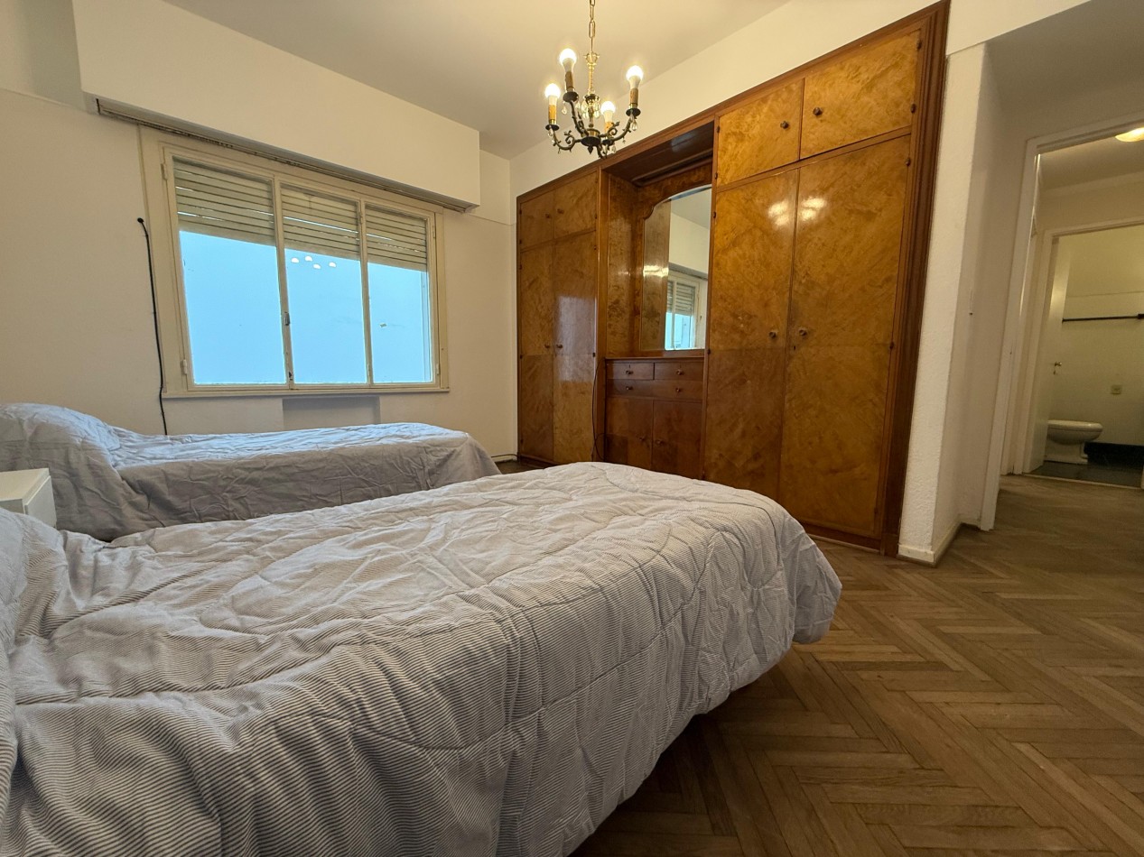 Departamento 3 amb con dependencia Z/Plaza Colon