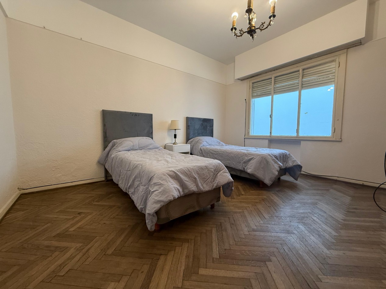 Departamento 3 amb con dependencia Z/Plaza Colon
