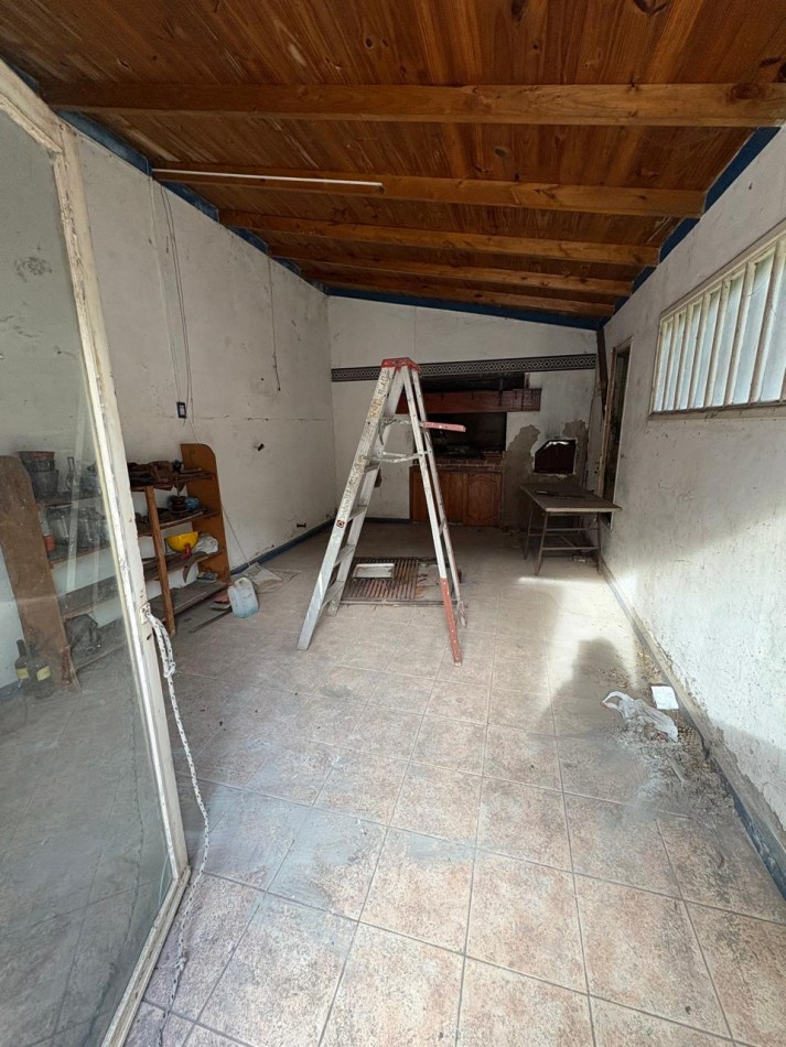 Casa 3 amb a reciclar Z/ Bosque Alegre 