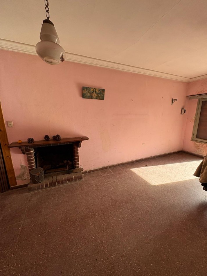 Casa 3 amb a reciclar Z/ Bosque Alegre 