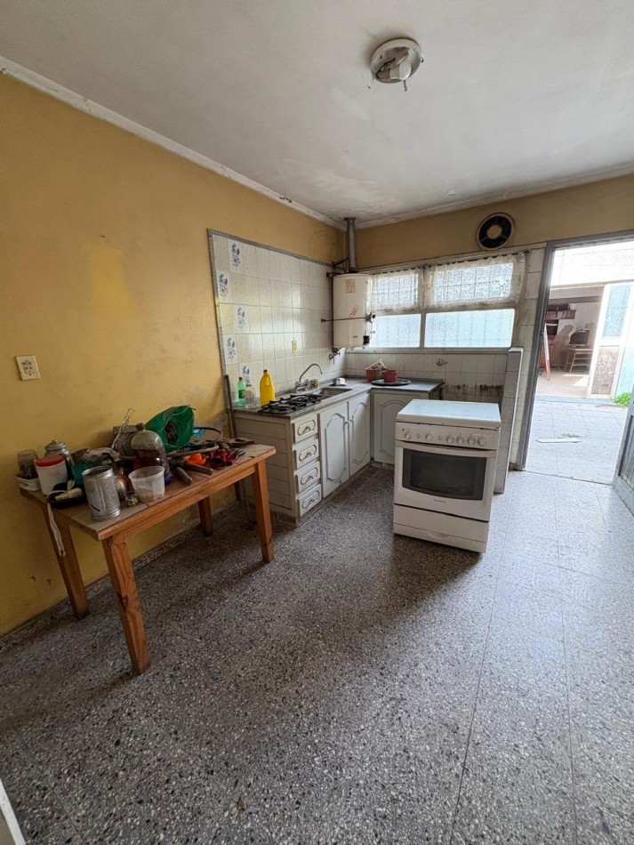 Casa 3 amb a reciclar Z/ Bosque Alegre 