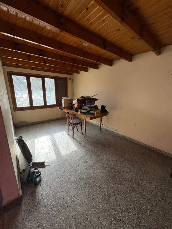 Casa 3 amb a reciclar Z/ Bosque Alegre 