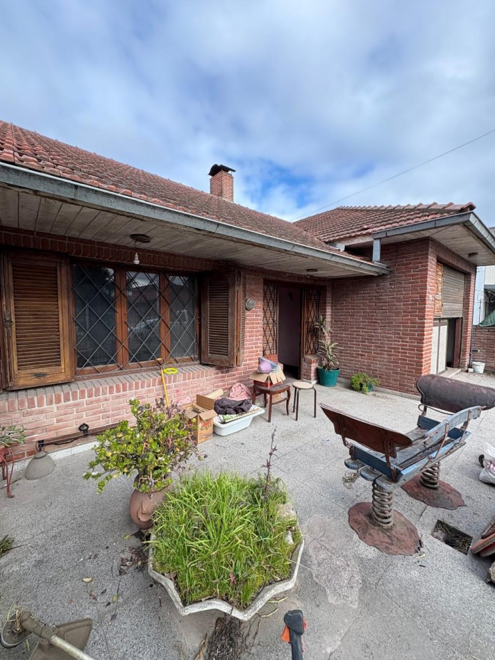Casa 3 amb a reciclar Z/ Bosque Alegre 