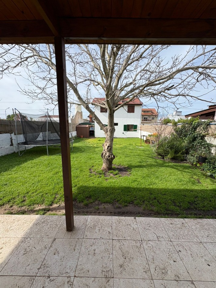 Chalet 4 amb + depto 2 amb, barrio Faro Norte