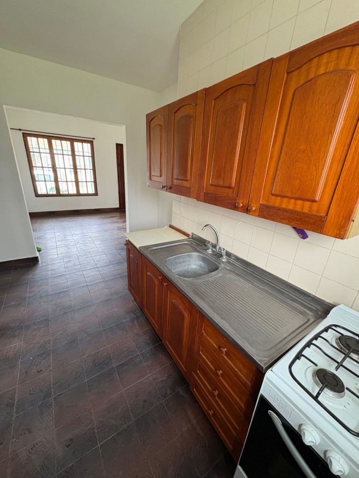 Chalet 4 amb + depto 2 amb, barrio Faro Norte