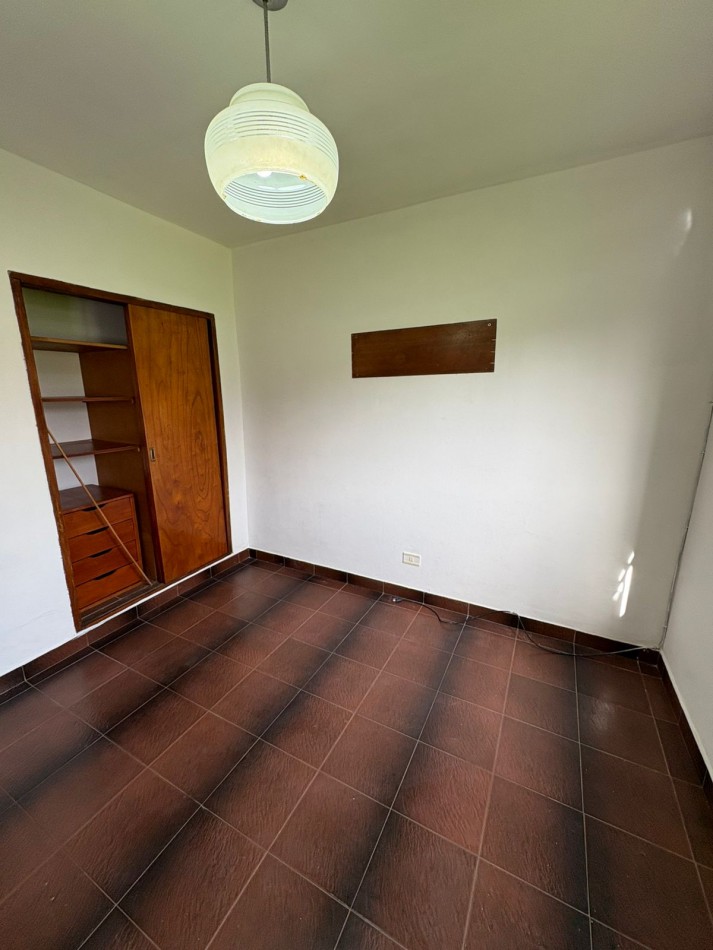 Chalet 4 amb + depto 2 amb, barrio Faro Norte