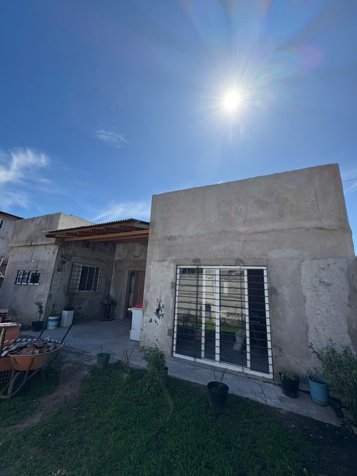 Casa 3 ambientes a terminar, zona Termas Huinco 