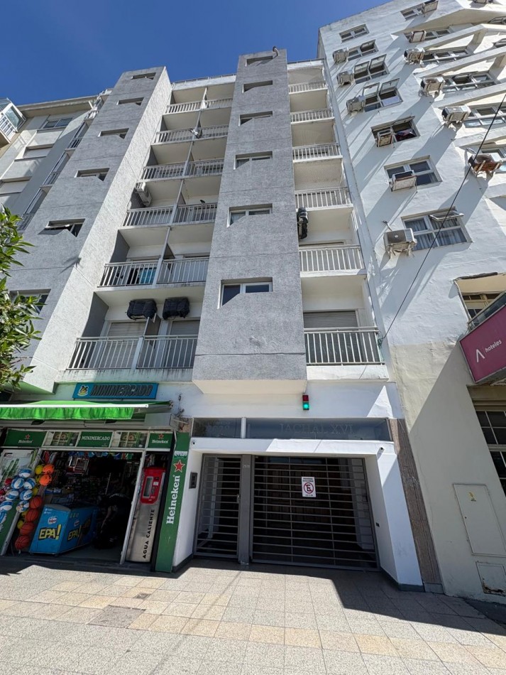 ALQUILER 24 MESES Depto 2 ambientes con balcon, zona La Perla 