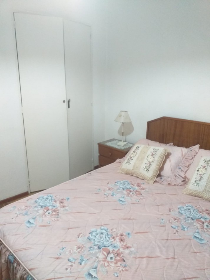 ALQUILER 24 MESES Depto 2 ambientes con balcon, zona La Perla 