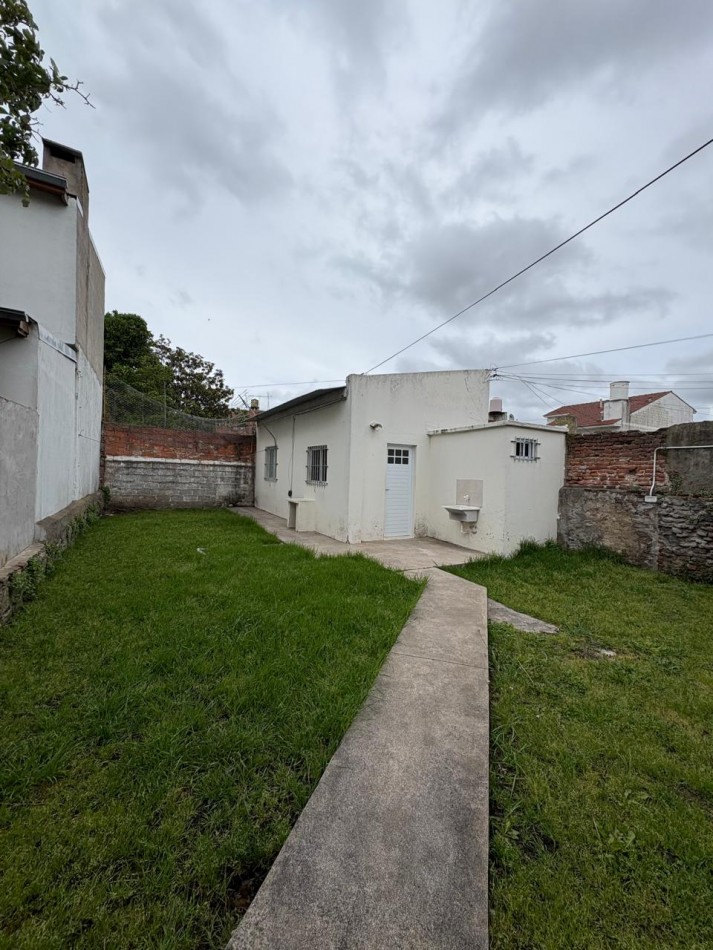 Alquiler 24 meses PH 2 ambientes con parque zona Puerto