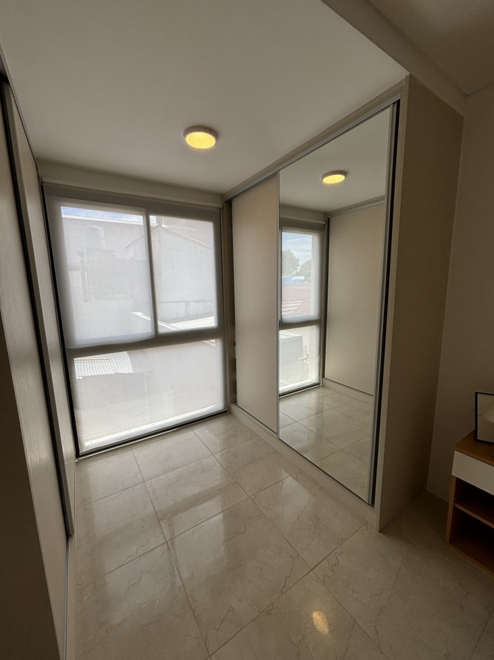 Semipisos de 2 ambientes con amenities, zona San Juan 