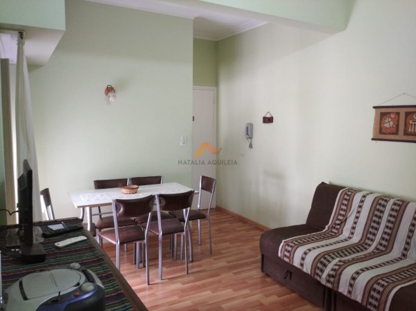 VENTA 2 ambientes contrafrente, zona Centro