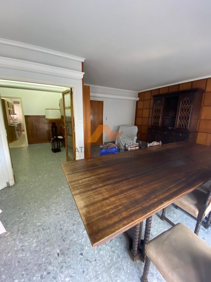 VENTA Departamento 3 amb c/ dependencia , zona Macrocentro.
