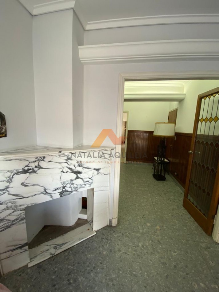 VENTA Departamento 3 amb c/ dependencia , zona Macrocentro.