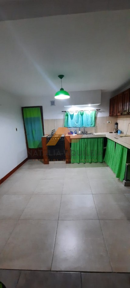 Casa en Oportunidad, 4 ambientes zona Faro Norte