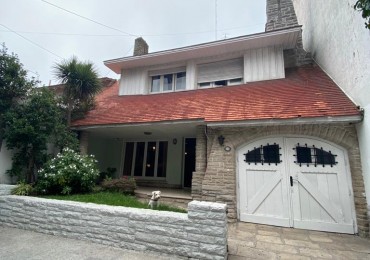 Venta chalet de estilo ideal para emprendimiento 