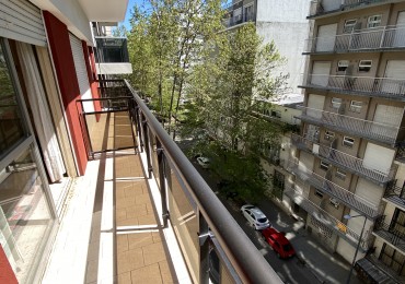 2 ambientes al frente con balcon, zona Guemes 
