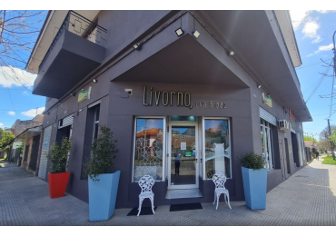 Local en venta en esquina, barrio Chauvin 