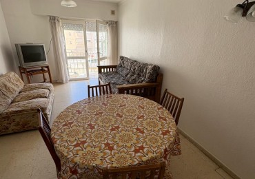 ALQUILER 24 MESES Depto 2 ambientes con balcon, zona La Perla 