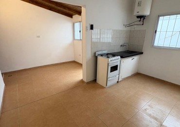ALQUILER 24 MESES Ph 2 ambientes con patio, zona Puerto