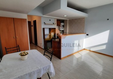 VENTA SALE! Ambiente reciclado, zona Pompeya